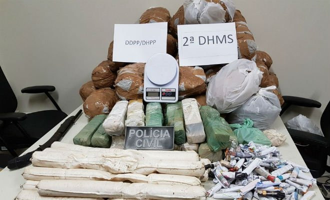Explosivos, drogas, arma e munição vem sendo apreendidos pelas polícias pernambucanas (Foto: Divulgação/Polícia Civil) 