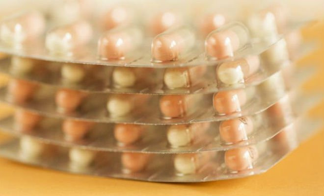 Faltam remédios para doenças crônicas, transtornos mentais, patologias autoimune e até dores superintensas Foto: Freepik