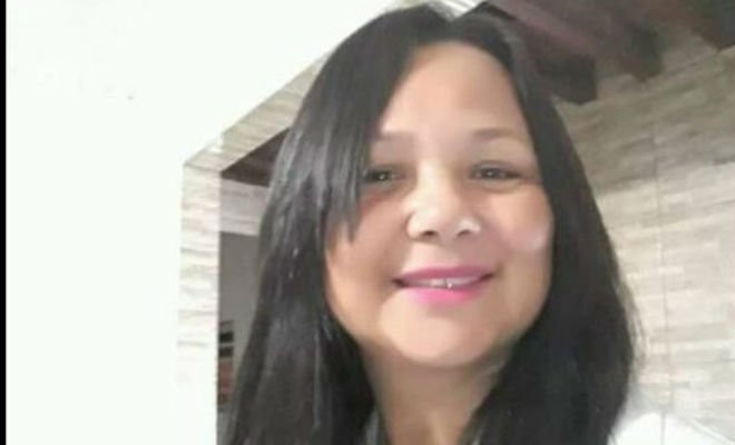 Mulher foi assassinada a facadas pelo próprio filho em Paulo Afonso, na Bahia — Foto: Reprodução/Facebook 