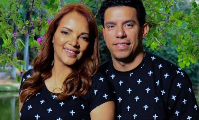 Flordelis e o marido Anderson do Carmo. Os dois tinham 55 filhos | Foto: Reprodução 