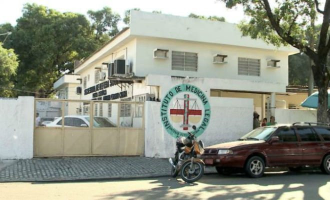 O corpo de Samara da Costa Mendes está no Instituto de Medicina Legal (IML) do Recife, também em Santo Amaro | Foto: Reprodução/TV Jornal