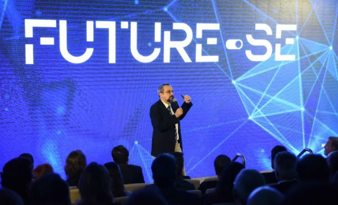 Instituições que aderirem ao Programa Future-se deverão contratar docentes através do regime CLT | LUIS FORTES/MEC/DIVULGAÇÃO/JC