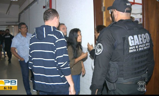 Onze vereadores de Santa Rita, PB, foram presos durante a operação 'Natal Luz' — Foto: TV Cabo Branco/Reprodução 