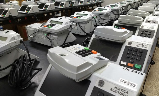 Urnas eletrônicas que serão utilizadas na eleição 2020 — Foto: Diêgo Holanda/G1 