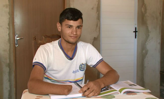 No momento do acidente o jovem achou que tinha perdido todas as oportunidades da vida. — Foto: Reprodução/TV Grande Rio 