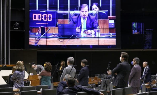 Deputados aprovaram emenda do Senado que libera as verbas apenas durante a pandemia