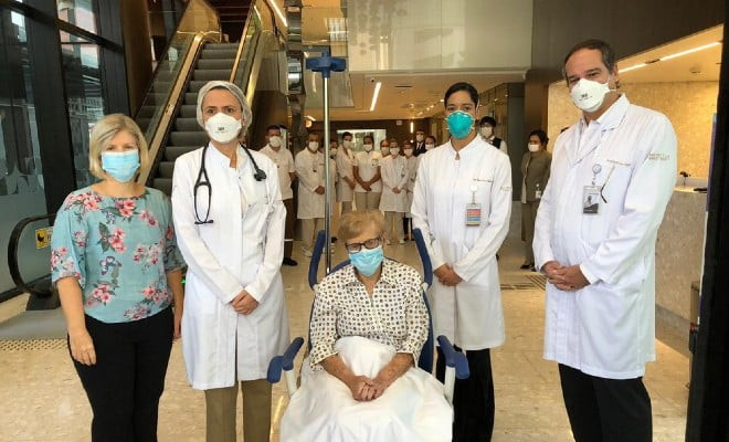 Gina tem 97 anos e ficou internada com coronavírus em SP — Foto: Rede D´Or/Divulgação 