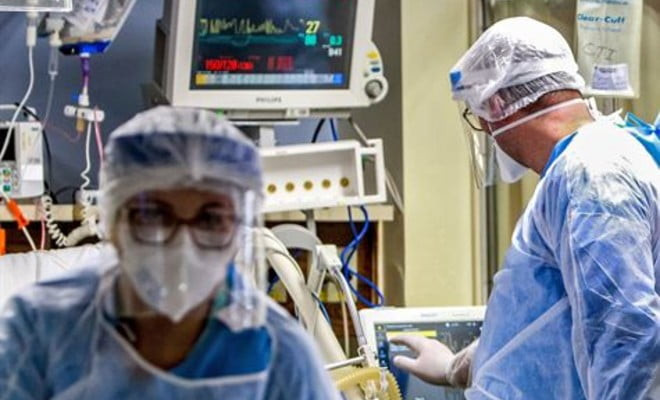 Profissionais da saúde no enfrentamento da pandemia no Brasil | Foto: Silvio Avila/AFP