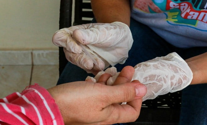 Teste rápido para o novo coronavírus é feito em domicílio em João Pessoa — Foto: Divulgação/Secom-PB 