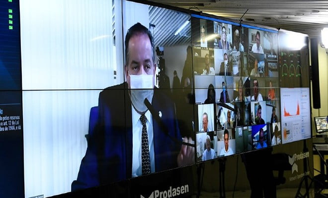 Eduardo Gomes foi o relator da matéria no Senado; os recursos se destinam à compra de equipamentos e materiais de combate à covid-19 | Jefferson Rudy/Agência Senado
