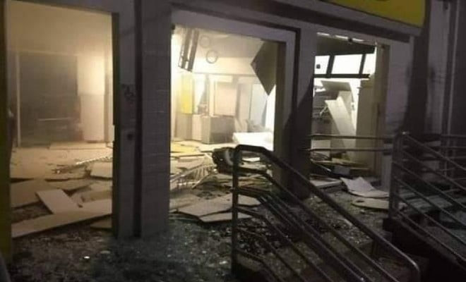 Agência bancária do Banco do Brasil de Afrânio fica destruída após explosão — Foto: Reprodução/ Redes Sociais