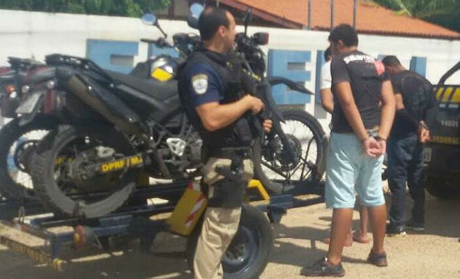 Assaltantes levam quase R$ 3 mil de posto de gasolina em Petrolina
