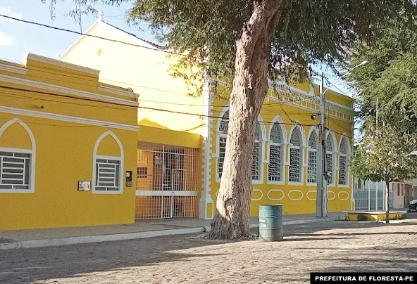 Prefeitura gasta quase R$ 600 mil por ano com aluguel de imóveis em Floresta, PE