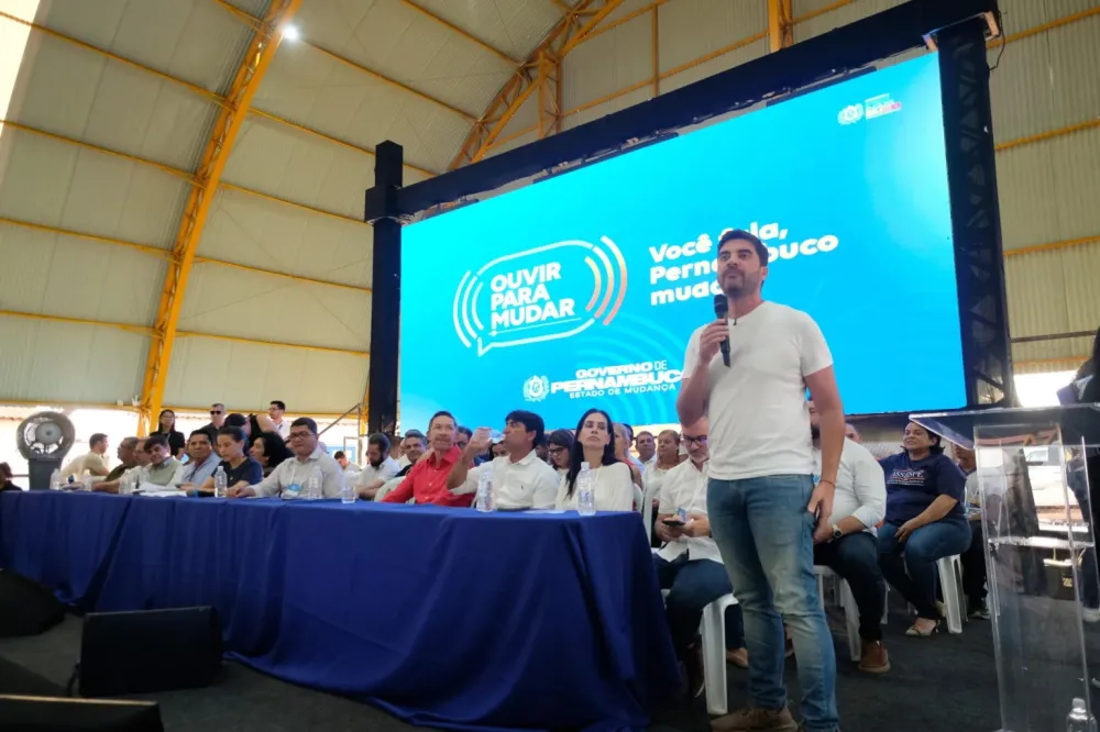 Diante da população florestana, Kaio Maniçoba se comprometeu com a retomada da obra