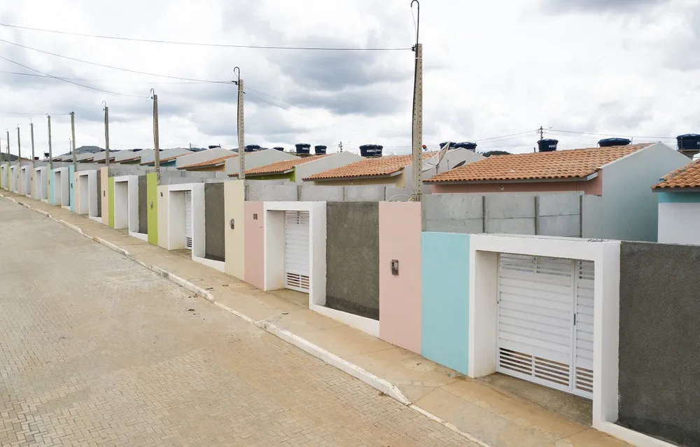 Governo do Estado cancela licitação para construção de casas populares em Floresta