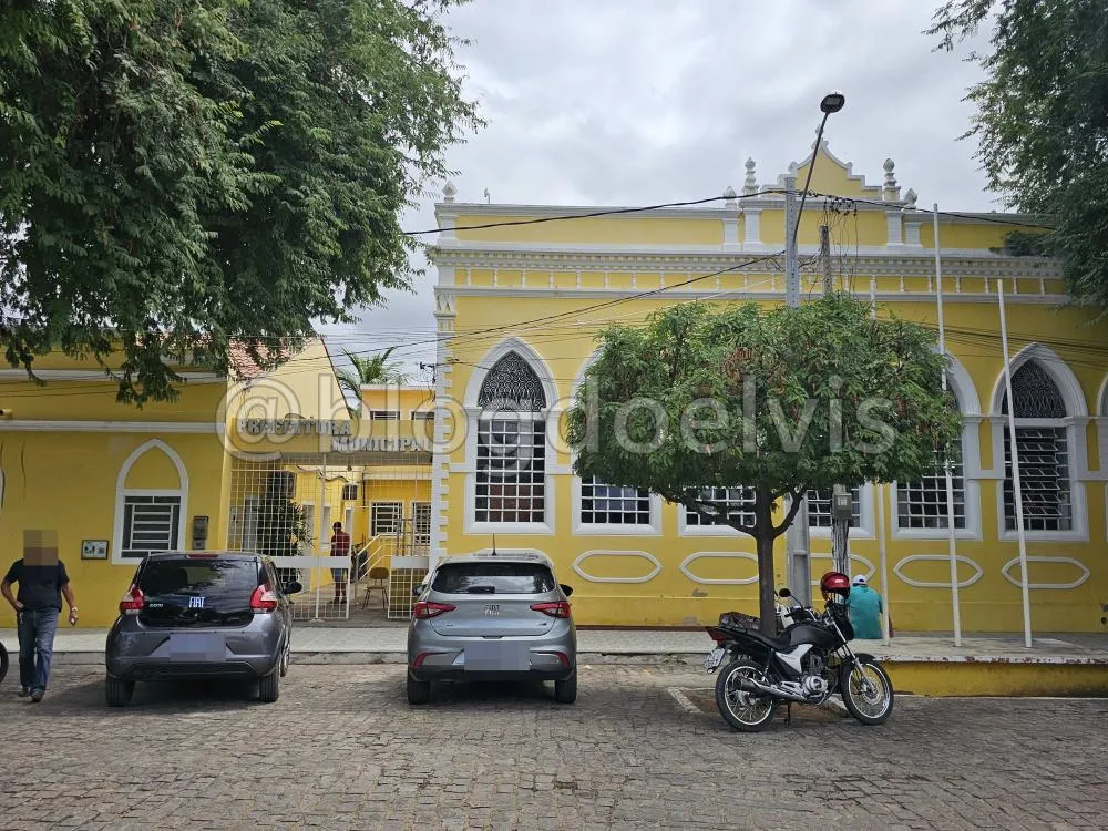 Prefeitura volta atrás e pede devolução de projeto sobre contribuição de aposentados