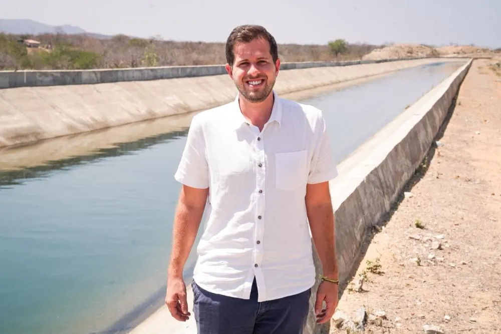 Após denúncia de Pedro Campos, obras de abastecimento avançam em Floresta