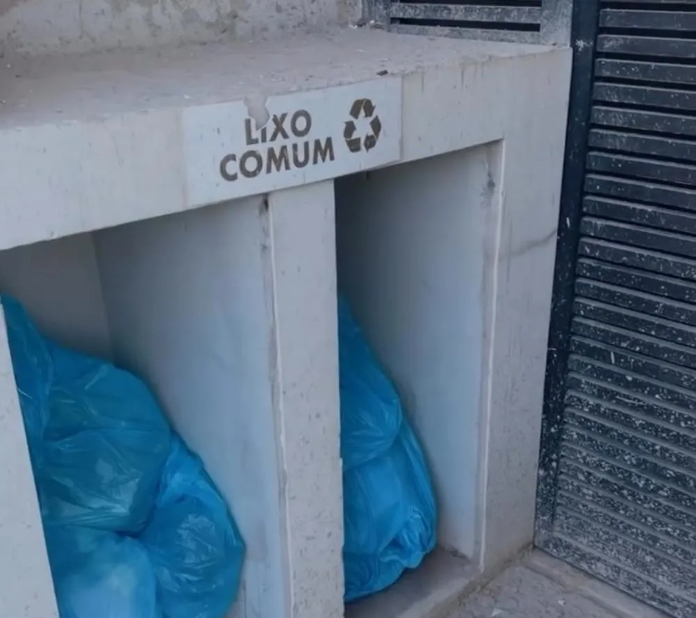 Porta de lixeira é furtada em frente à Clínica Santa Sarah em Floresta