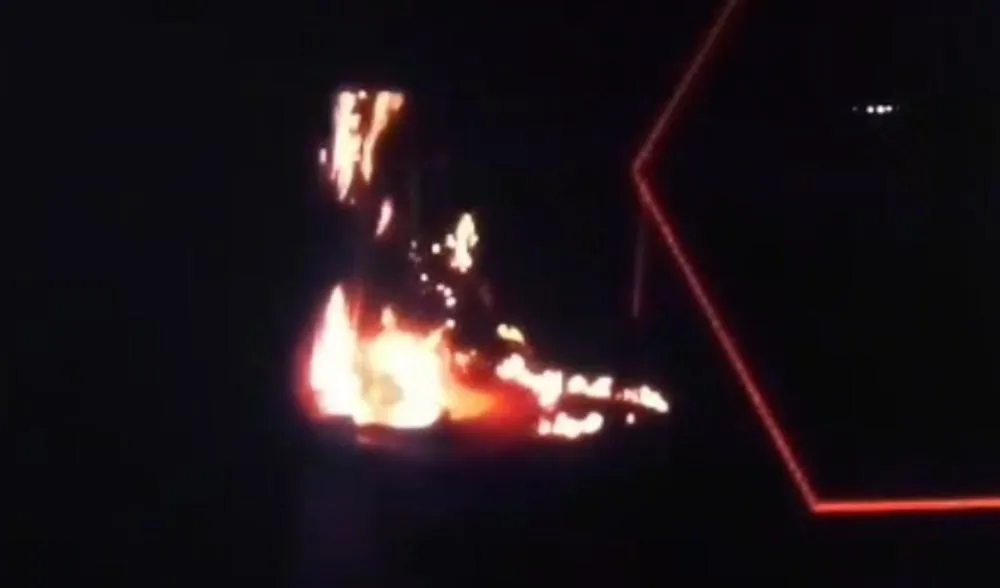 Câmeras flagram homem ateando fogo em residência durante a madrugada em Floresta