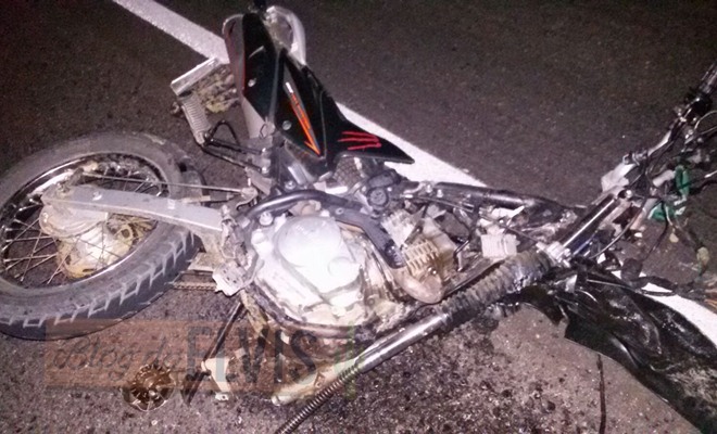moto colide em carro motociclista morre na hora em floresta-pe (2)